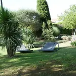 Lou Garbin 3* Saint-Laurent-dʼAigouze