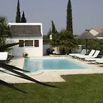 Hotel Lou Garbin