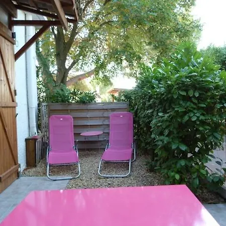 Lou Garbin Hotel Saint-Laurent-dʼAigouze