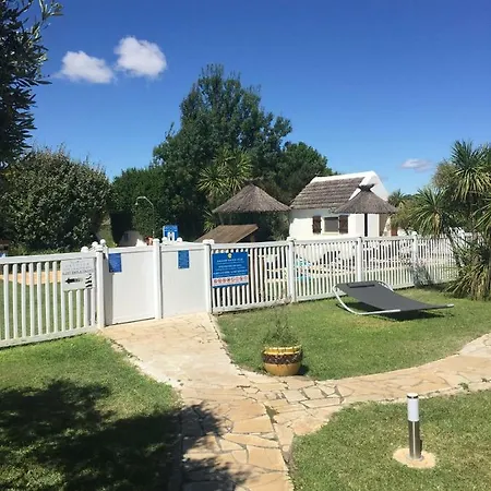 Hotel Lou Garbin Saint-Laurent-d'Aigouze